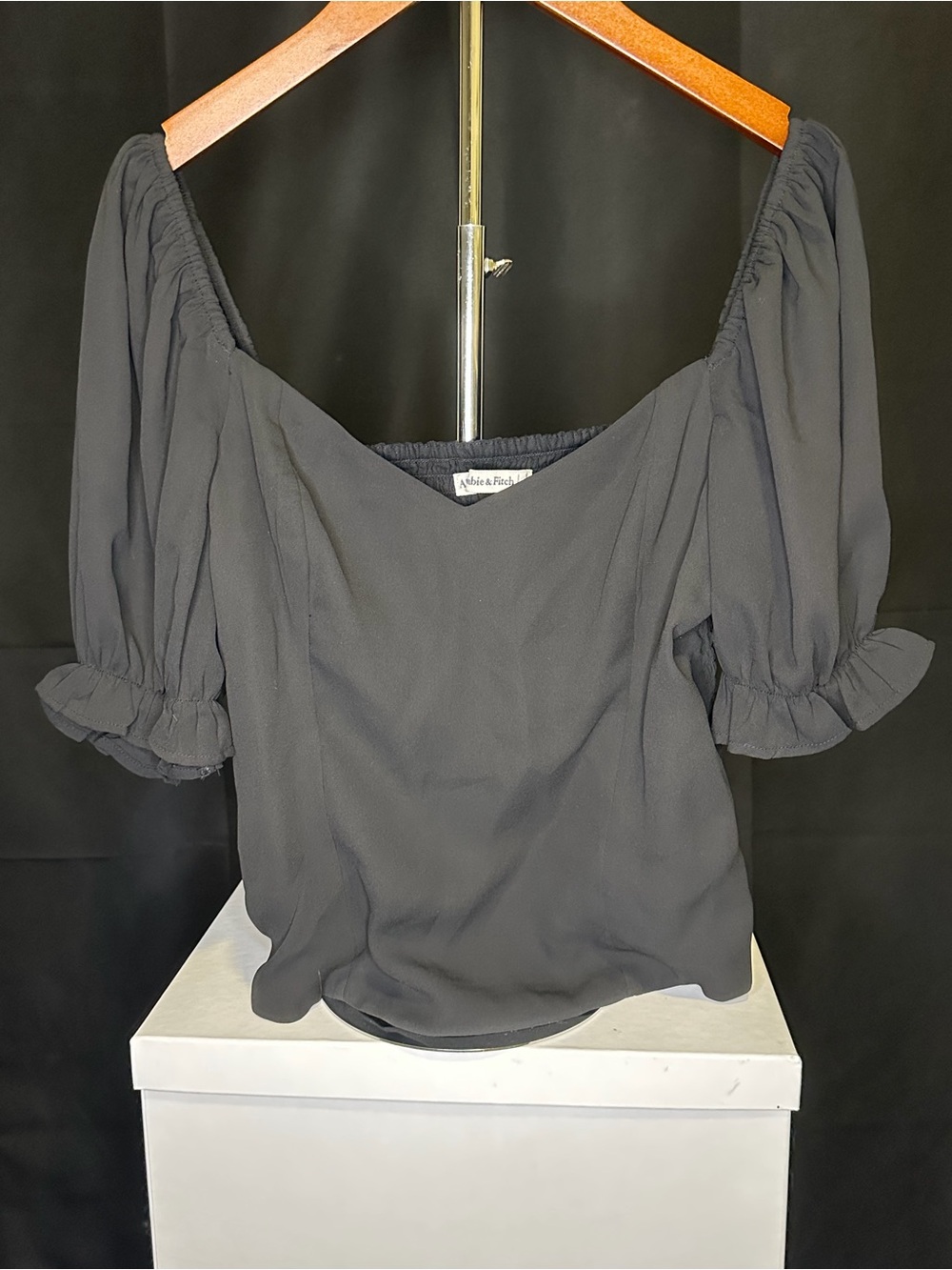 Abercrombie & Fitch Black Off-Shoulder Puff Sleeve Top